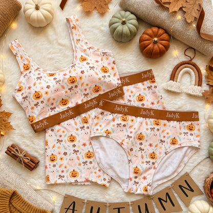 Boo & Bloom™ Boxers | Arya DailyArmor™ VersaCore™ Featuring Comfort Compartment™ + WingLock™ Stabilizer | JadyK